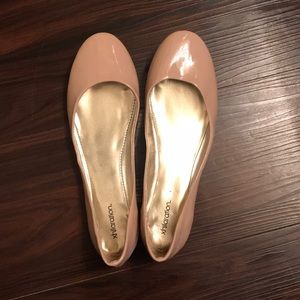 Nude Ballet Flats
